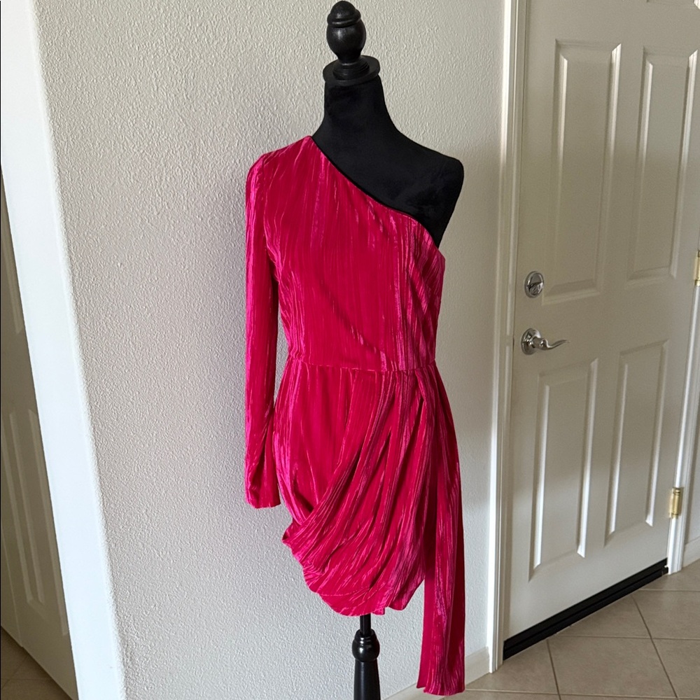 Chic One-Shoulder Pink Dress